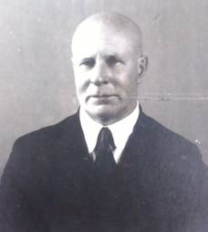 Сахаров Василий Васильевич (1881–1942). Юрист, политический деятель.