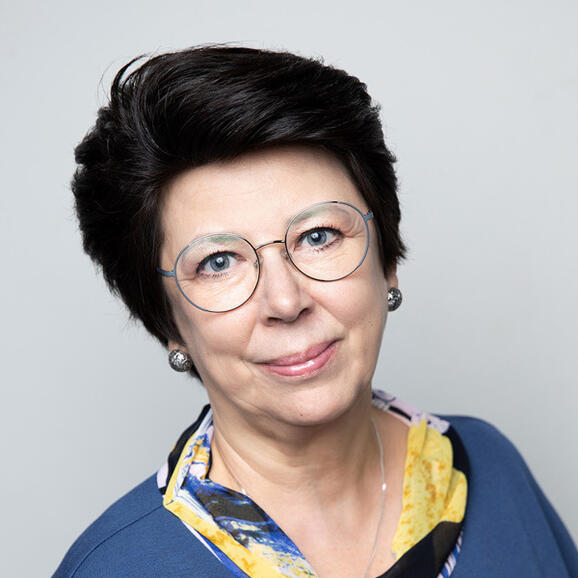 Мария Янес – модератор, заведующий отделом Центр ремесленных традиций 