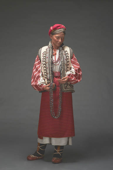 Женский праздничный костюм. Украинцы - гуцулы. Фонды РЭМ